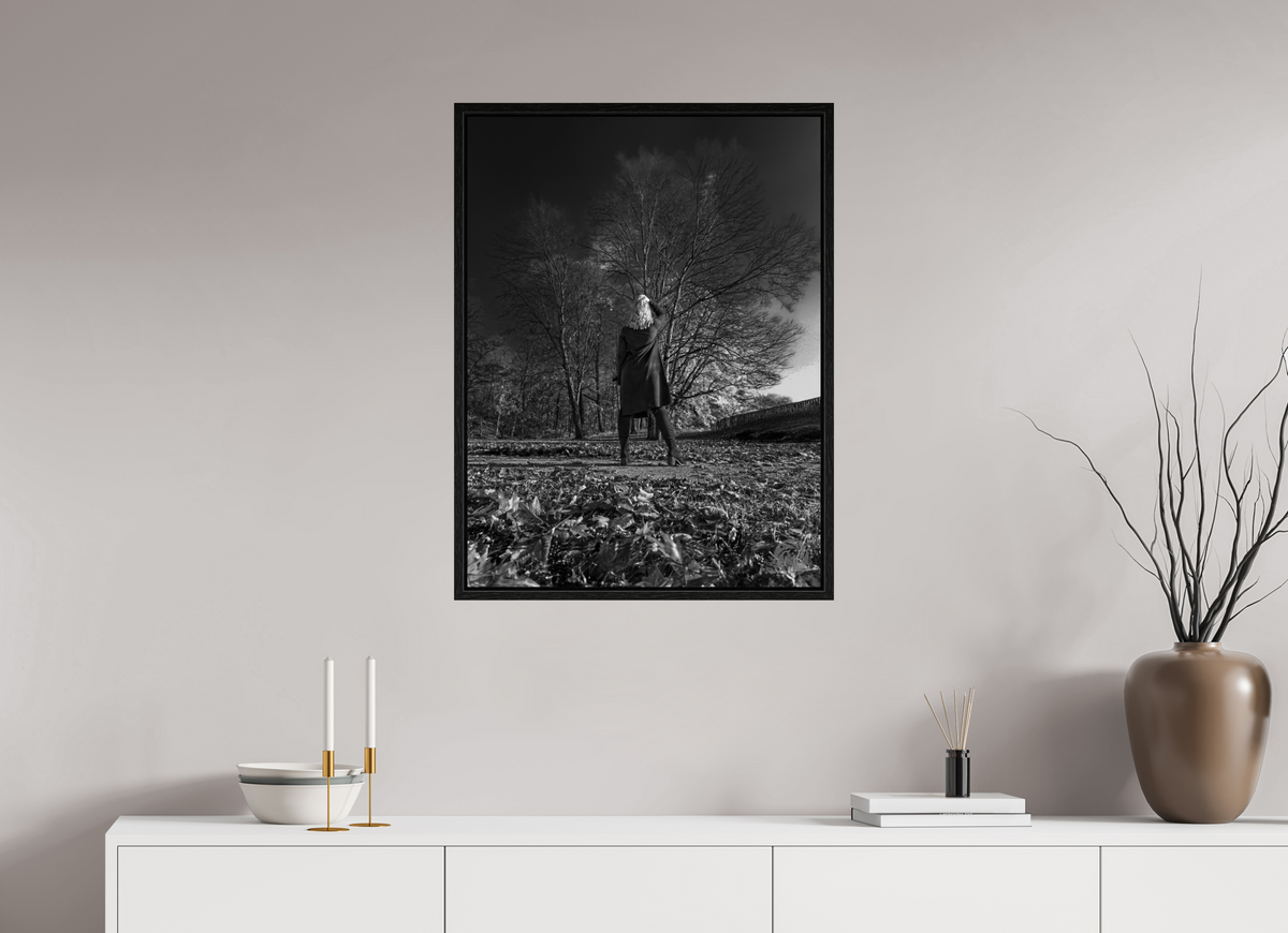 60 x 80 cm, Floater Frame Herbstspaziergang